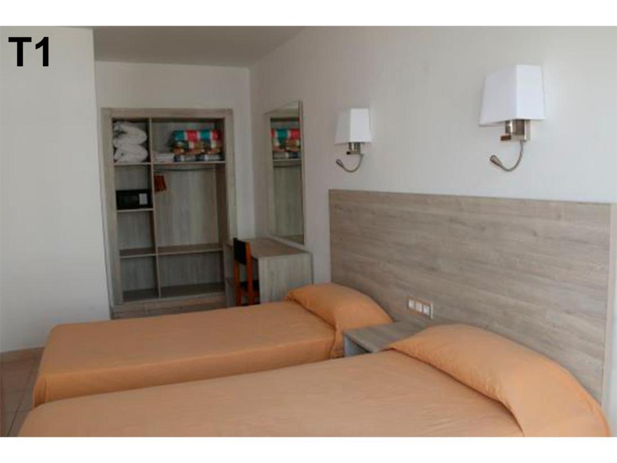 Apartaments Salamar Лорет де Мар Екстериор снимка